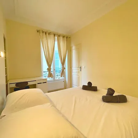 בית אירוח Lit Double Et Salon Avec Canape-lit A 10 Minutes Des Champs Elysees *
